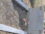 image of grave number 652845